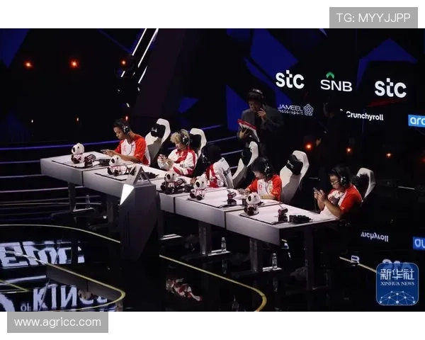 《全球电竞赛事热度攀升 各大战队争夺年度冠军殊荣》