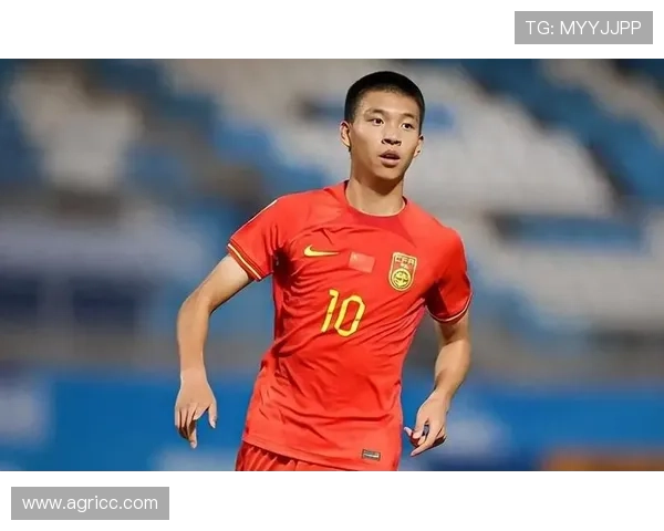 国足逆转取胜点燃全国激情新星崛起展现中国足球全新力量 国足逆转取胜点燃全国激情新星崛起展现中国足球全新力量