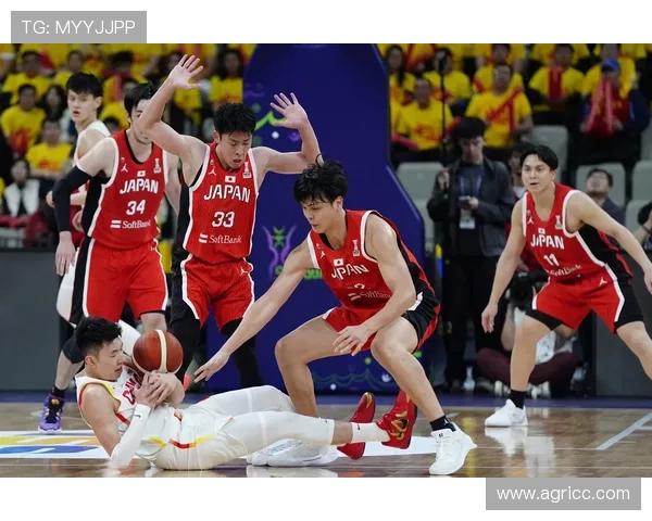 中国男篮迎战澳大利亚全力争胜 力拼世界杯晋级机会