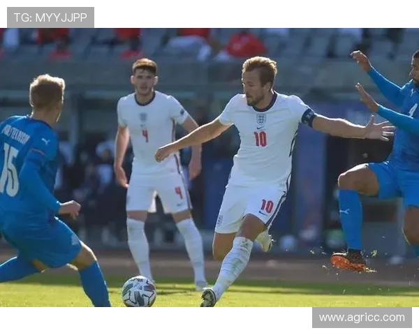 欧洲豪门鏖战再起焦点之战揭示新生代球星崛起与绿茵格局重塑