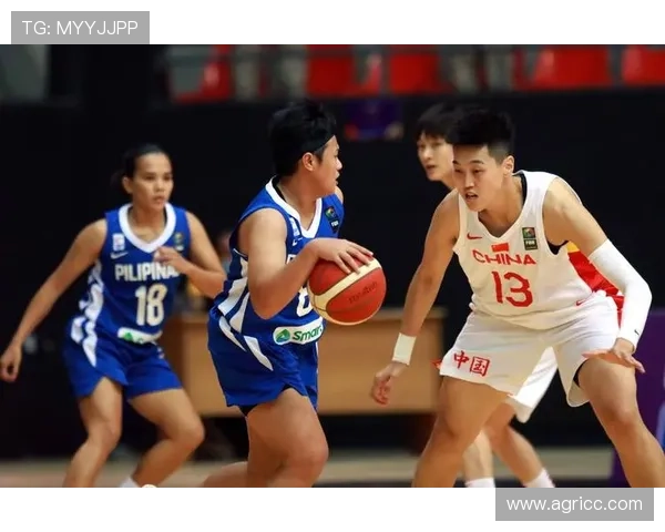 中国男篮力克菲律宾挺进亚洲杯四强 关键时刻王哲林展现领袖风范