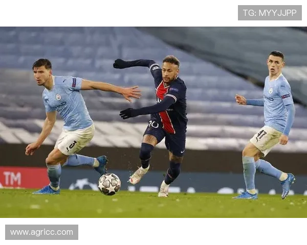 法甲联赛最新动态 巴黎圣日耳曼大胜雷恩 领跑积分榜并刷新多项纪录