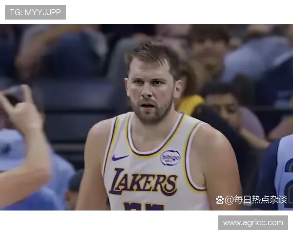 詹姆斯三双助湖人逆袭勇士 莫兰特复出首战带领灰熊大胜 詹姆斯三双助湖人逆袭勇士 莫兰特复出首战带领灰熊大胜